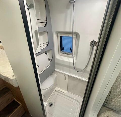 BAVARIA K630J TOIT RELEVABLE 2024 complet