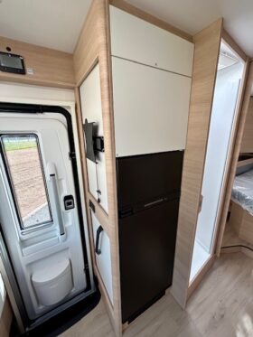 RAPIDO 896F 140CV BVA 2026