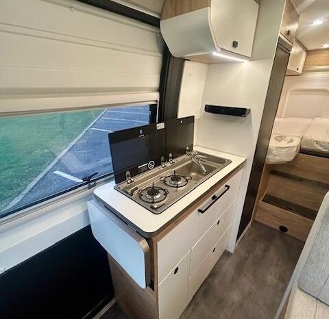 BAVARIA K630J TOIT RELEVABLE 2024 complet